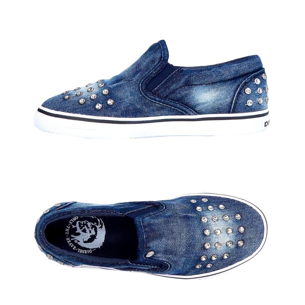 DIESEL
Sneakers
4Y (US) - Blue